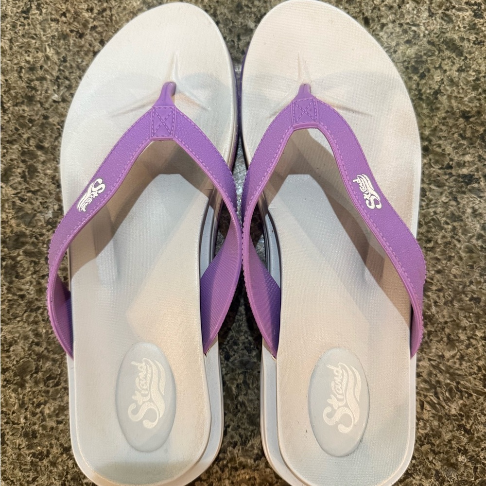 Strand Women's Lavender Sandals